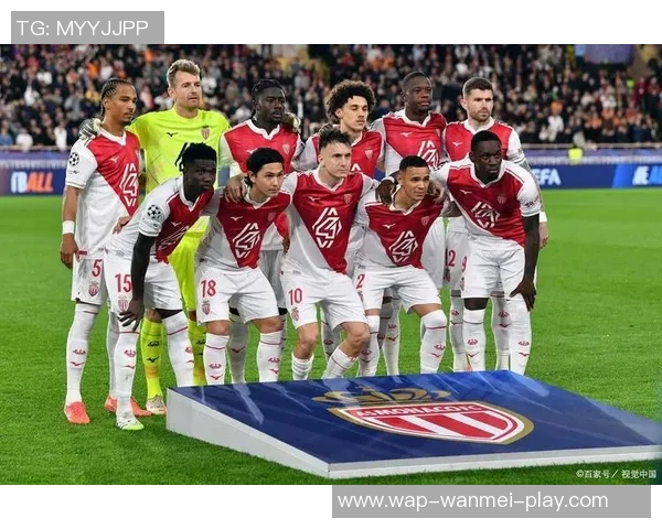 珀斯光辉对决上海申花激情碰撞展现足球魅力与团队精神